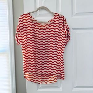 Super Cute High-Low Tee - Size S